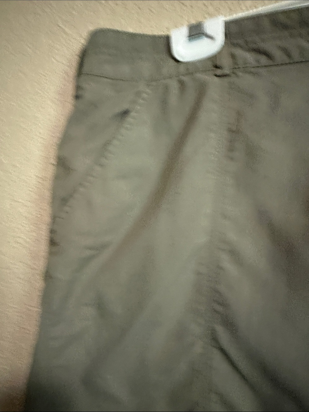 Columbia Women's Lightweight Olive Green Outdoor Shorts Size 12 - Picture 4 of 6